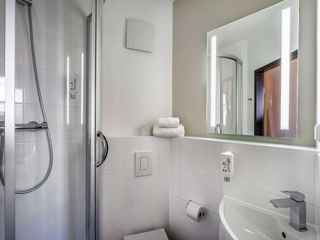 B&B Hotel Freiburg-Nord Kamer foto